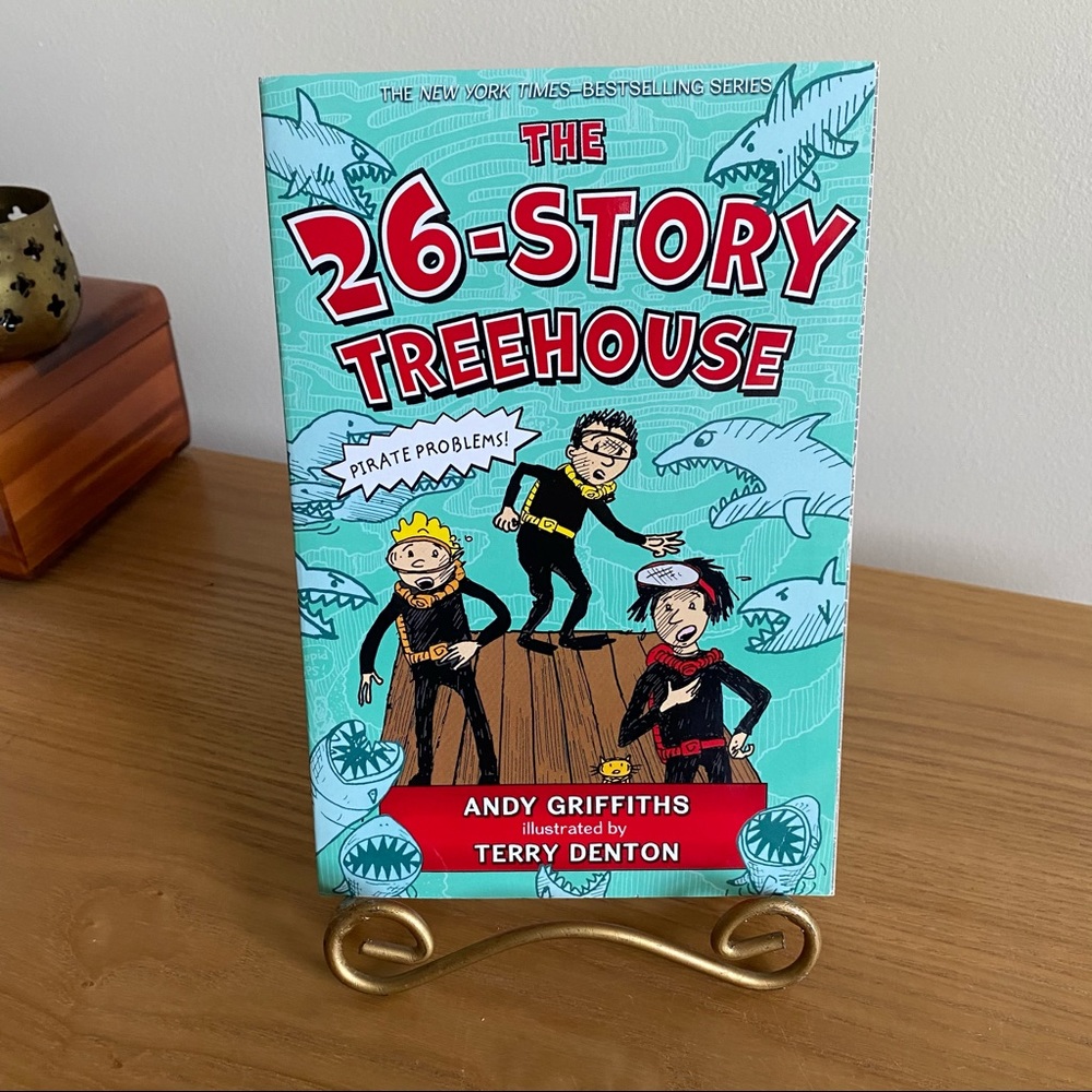 Treehouse Series:  26 Story Treehouse / Griffiths